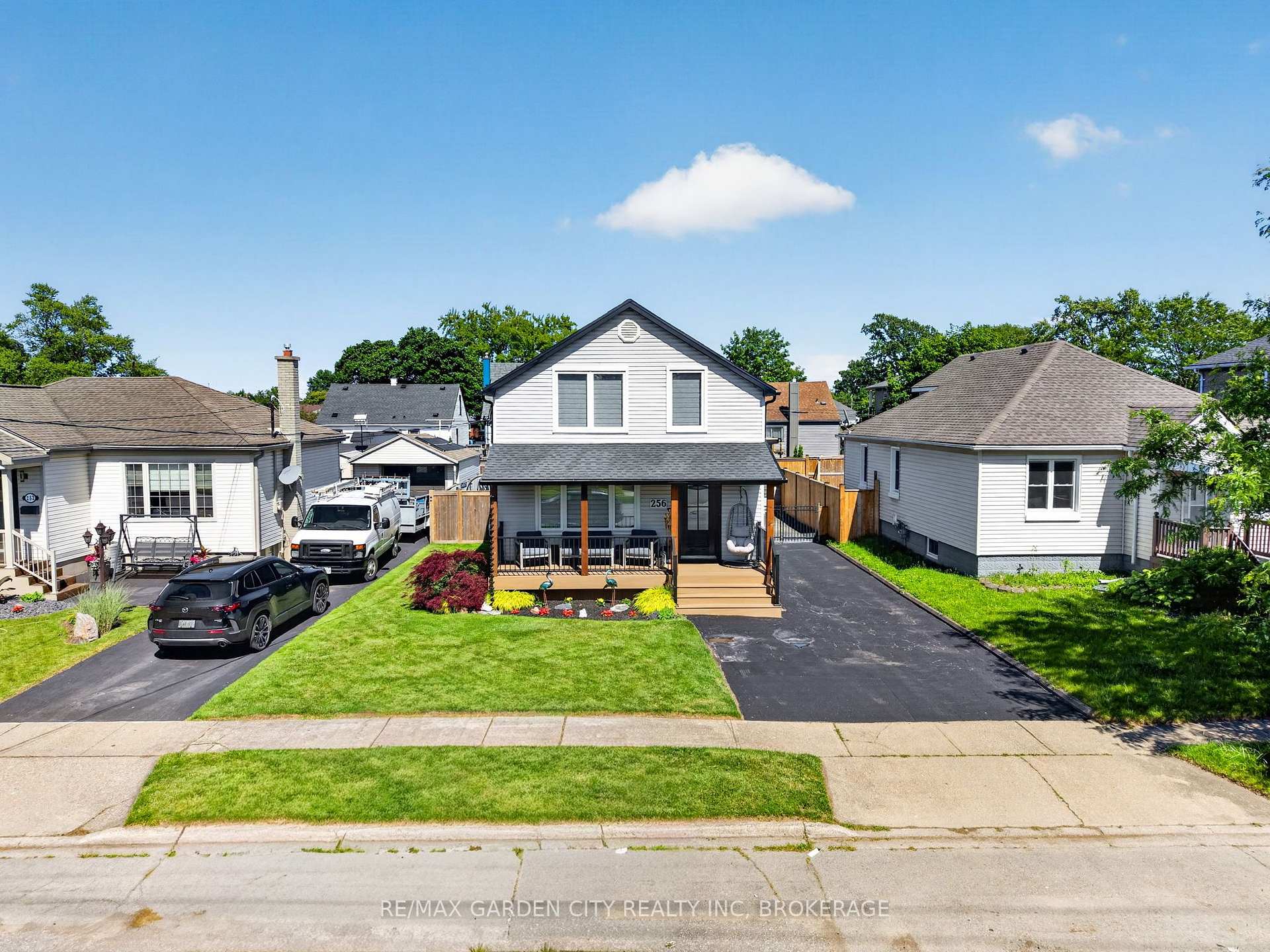 Photo 42 of 256 Scholfield Avenue S, Welland, Lincoln/Crowland — HOMEH