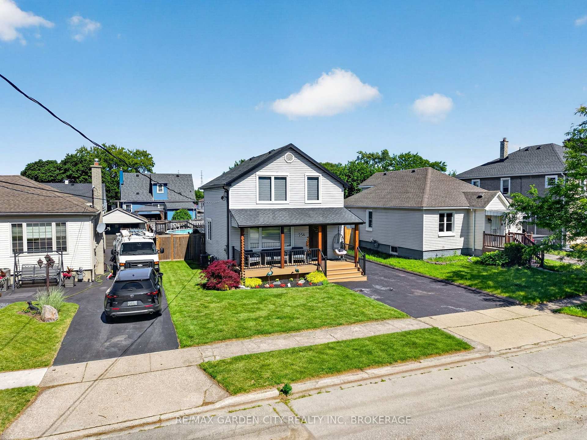 Photo 43 of 256 Scholfield Avenue S, Welland, Lincoln/Crowland — HOMEH