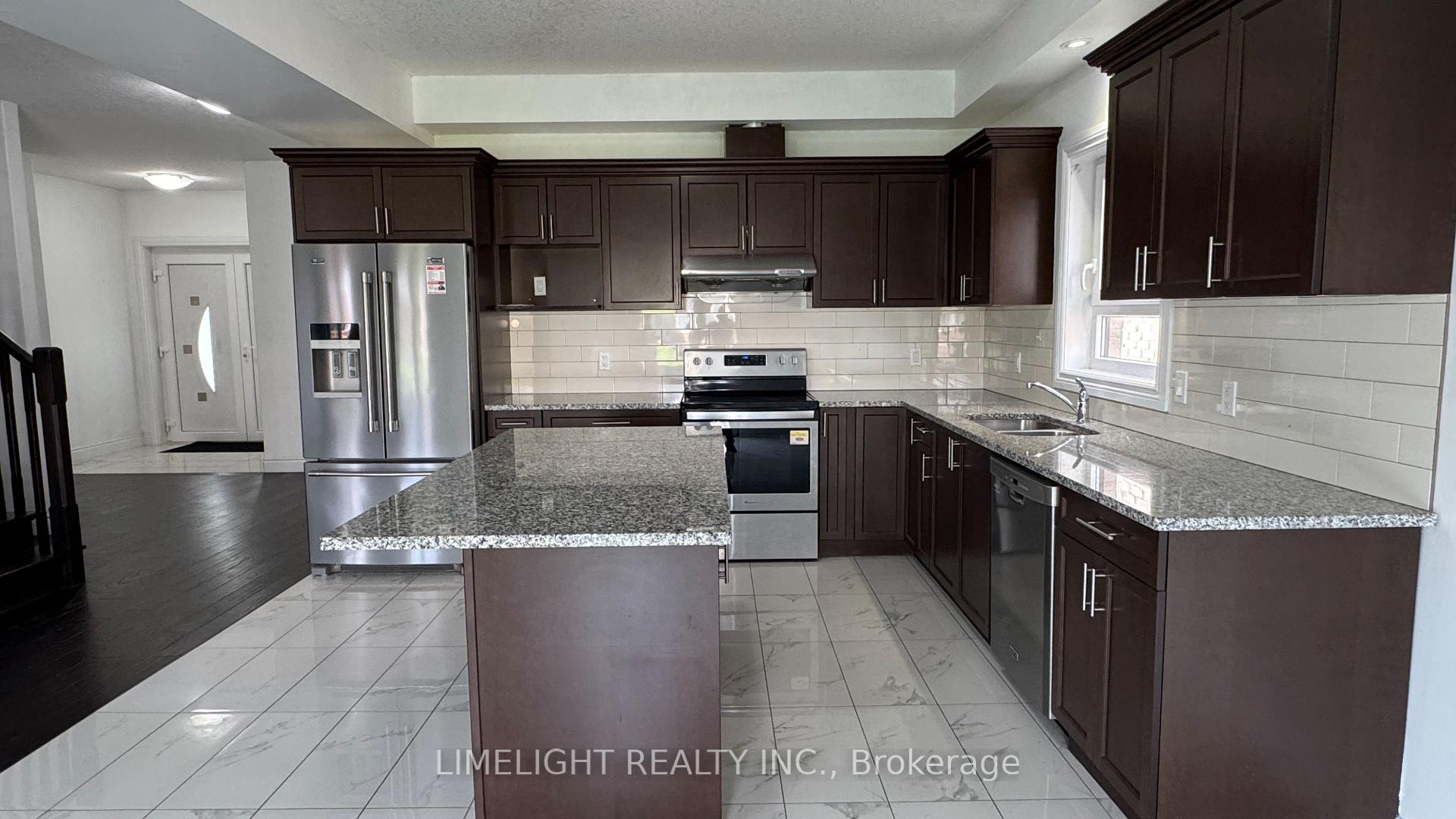 Photo 8 of 1942 Cedarpark Drive, London, North D — HOMEH