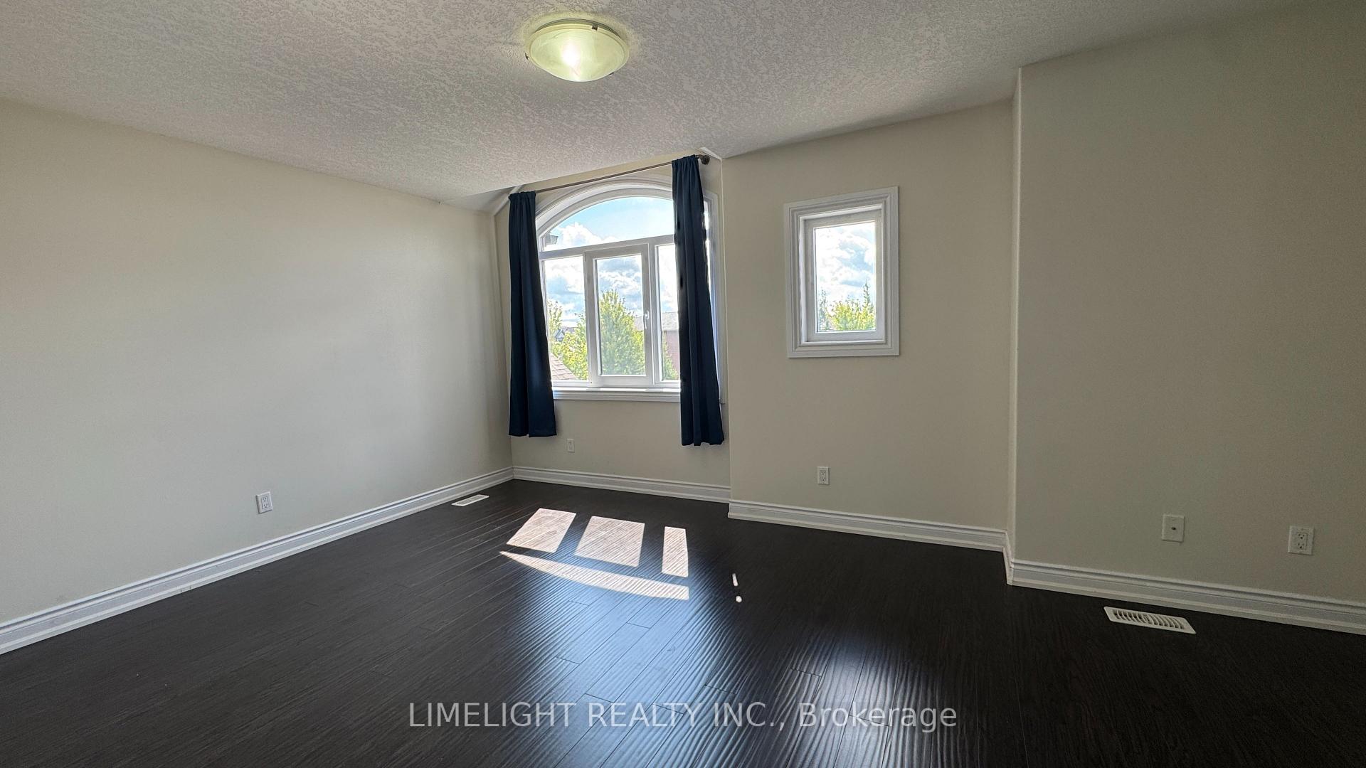 Photo 22 of 1942 Cedarpark Drive, London, North D — HOMEH