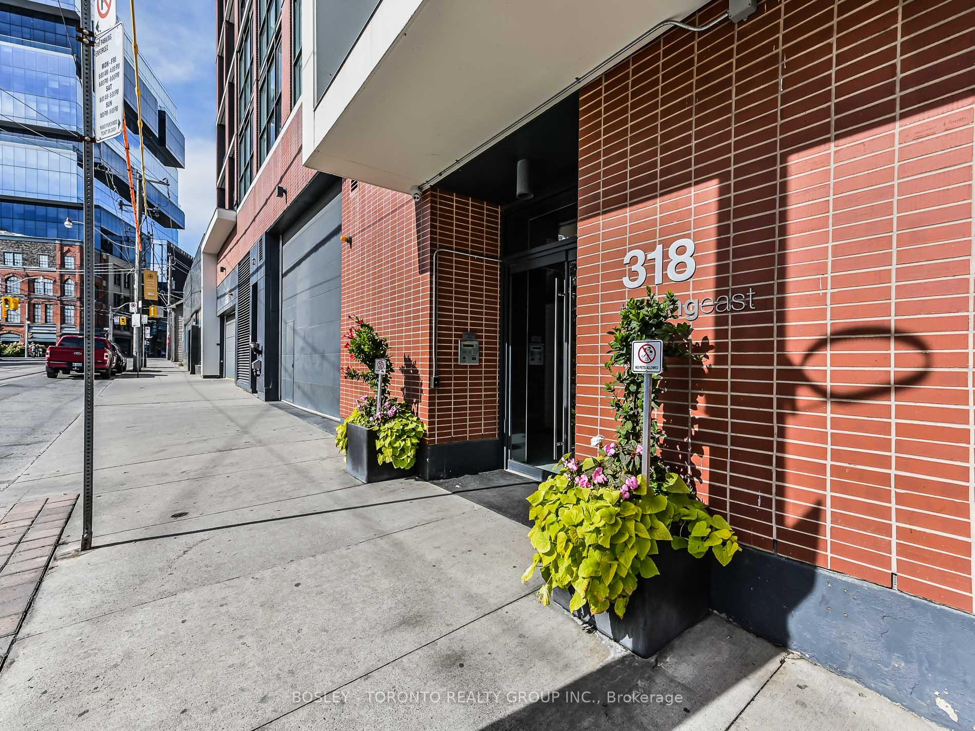 Photo 3 of Unit 319, 318 King Street E, Toronto, Moss Park — HOMEH