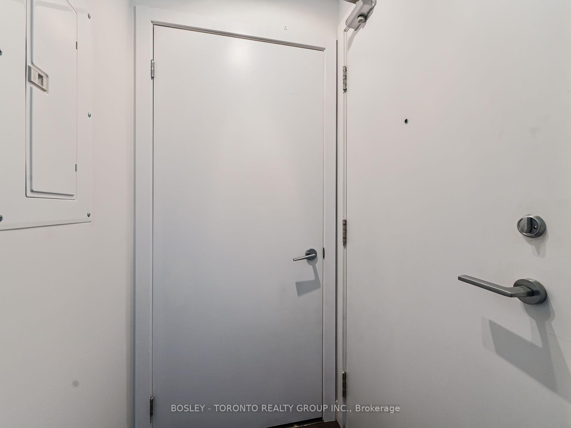 Photo 4 of Unit 319, 318 King Street E, Toronto, Moss Park — HOMEH