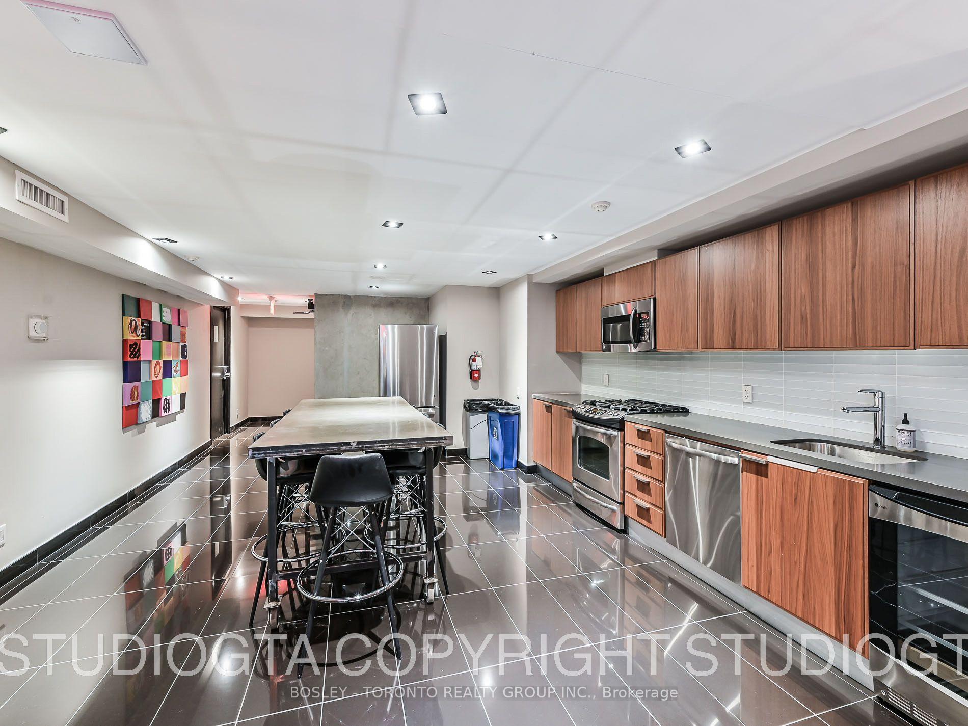 Photo 19 of Unit 319, 318 King Street E, Toronto, Moss Park — HOMEH