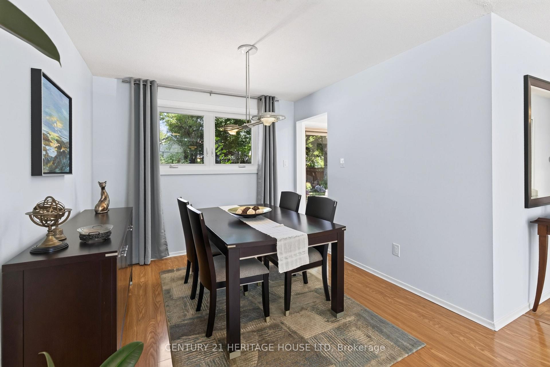 Photo 11 of 74 Cherry Hill Drive, Kitchener, Country Hills East — HOMEH
