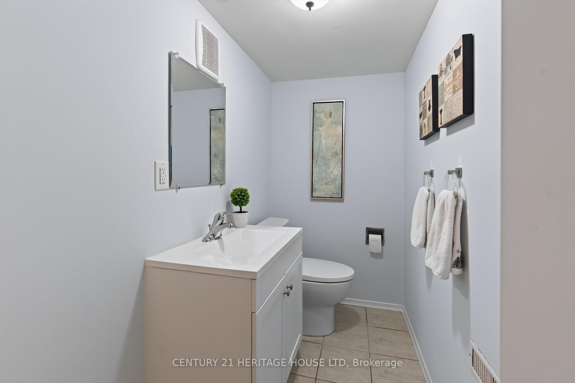 Photo 32 of 74 Cherry Hill Drive, Kitchener, Country Hills East — HOMEH
