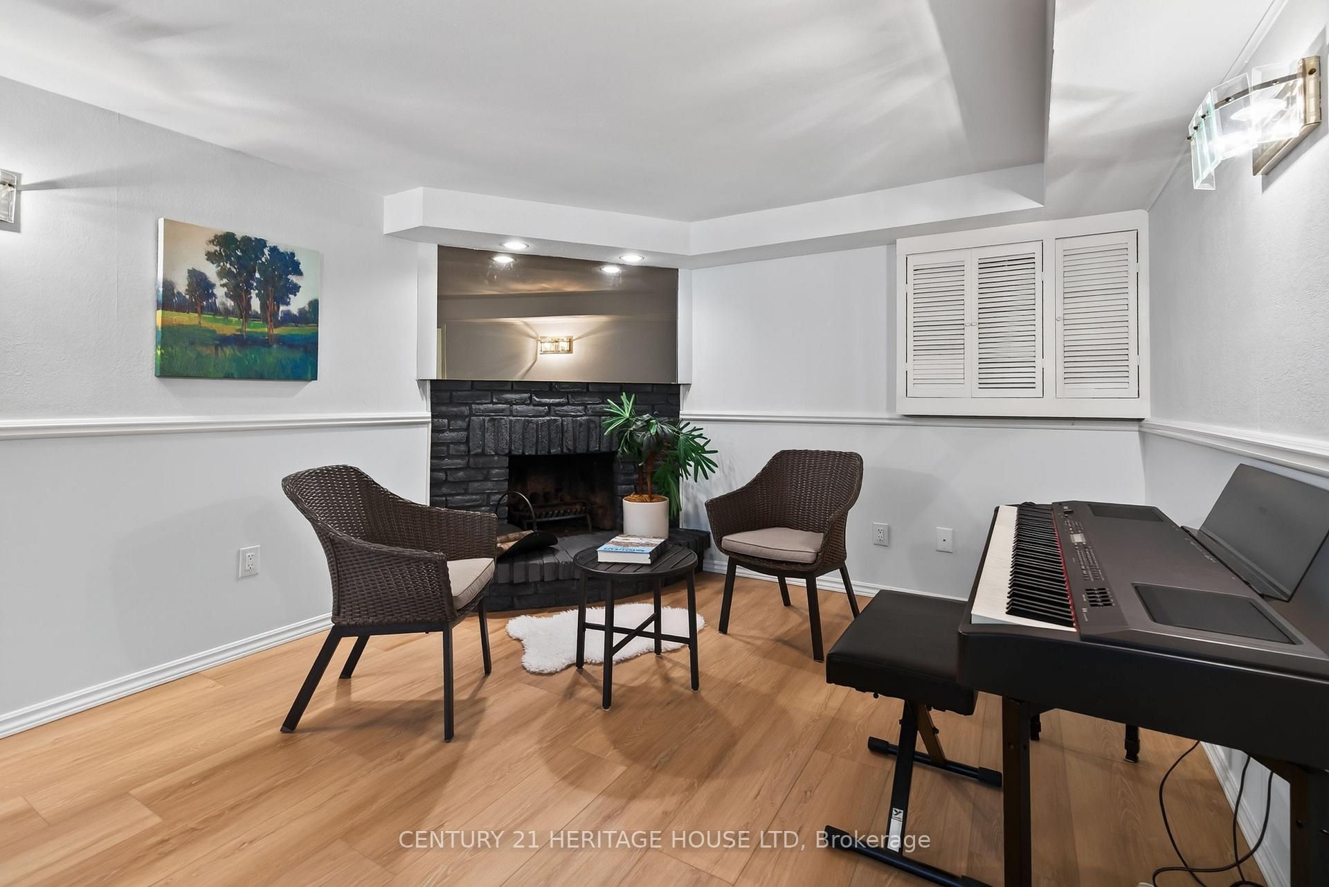Photo 37 of 74 Cherry Hill Drive, Kitchener, Country Hills East — HOMEH