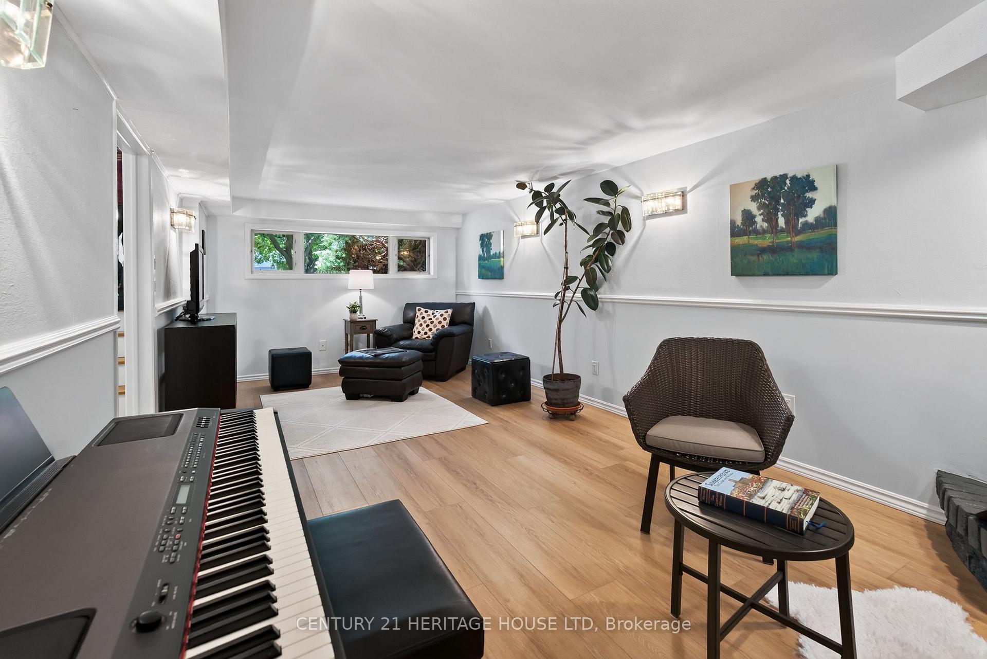 Photo 39 of 74 Cherry Hill Drive, Kitchener, Country Hills East — HOMEH
