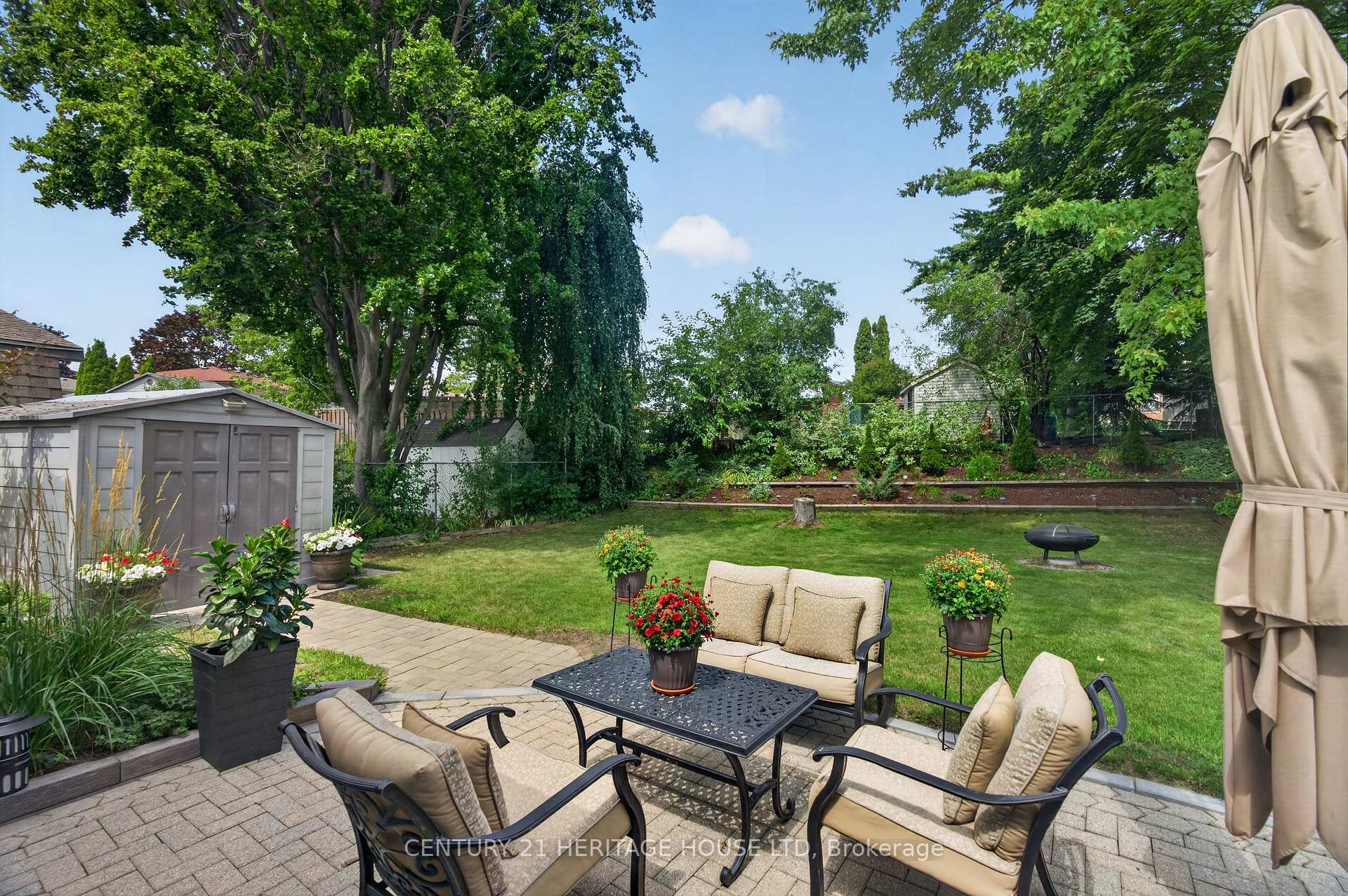 Photo 43 of 74 Cherry Hill Drive, Kitchener, Country Hills East — HOMEH