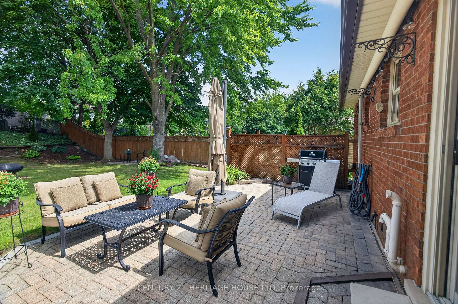 Photo 45 of 74 Cherry Hill Drive, Kitchener, Country Hills East — HOMEH