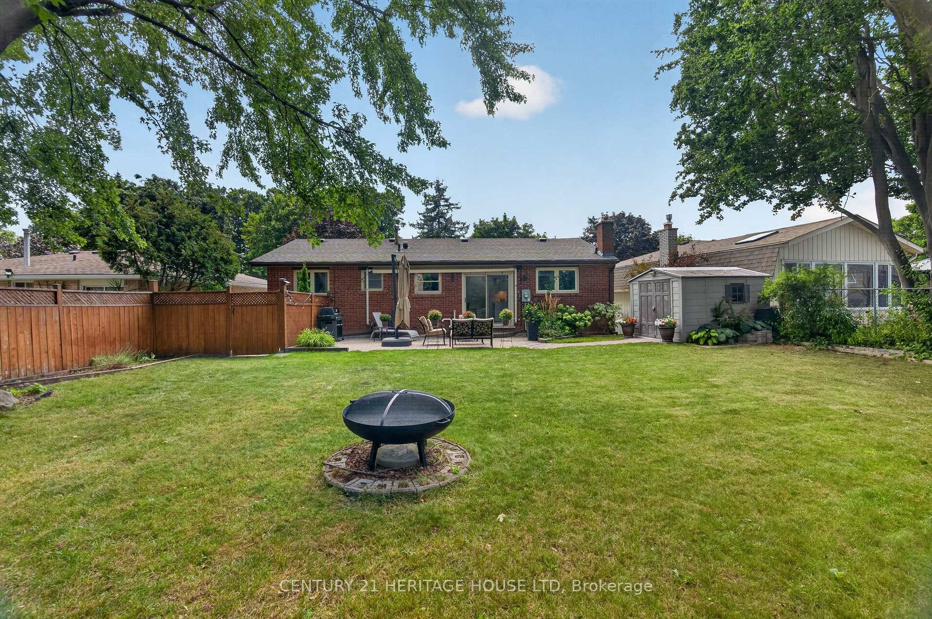 Photo 48 of 74 Cherry Hill Drive, Kitchener, Country Hills East — HOMEH