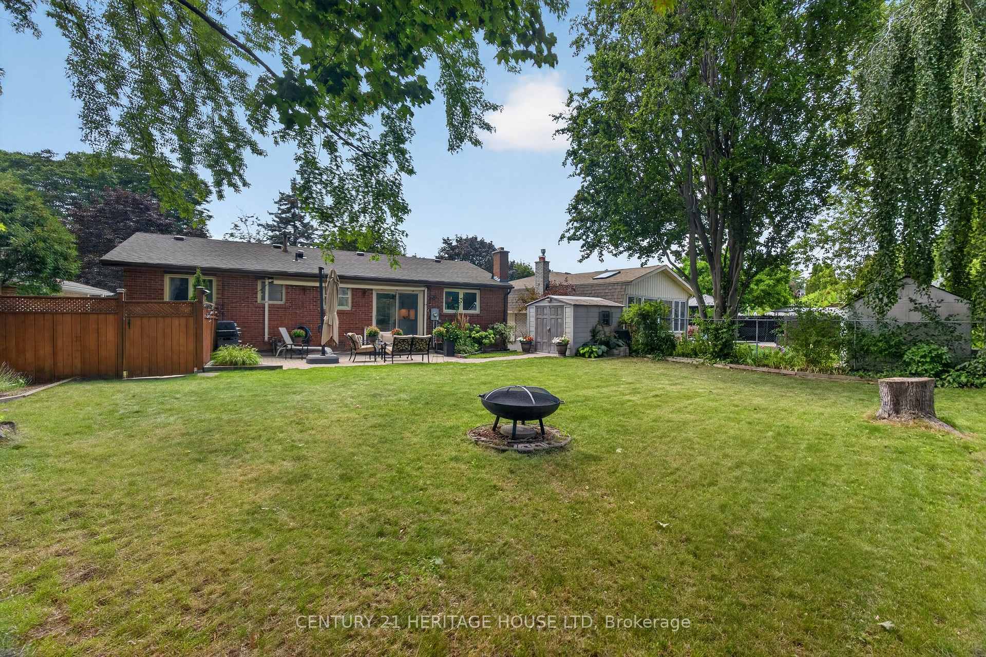 Photo 50 of 74 Cherry Hill Drive, Kitchener, Country Hills East — HOMEH