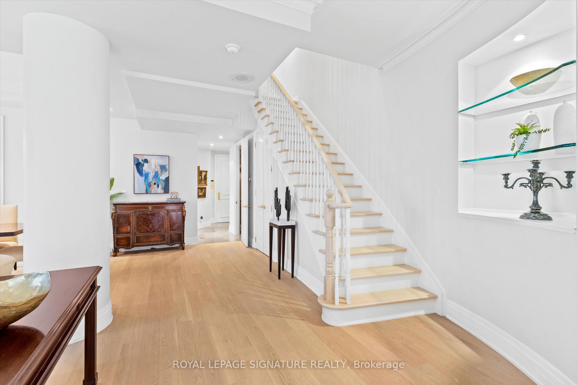 Photo 5 of Unit 108, 33 Delisle Avenue, Toronto, Yonge-St. Clair — HOMEH