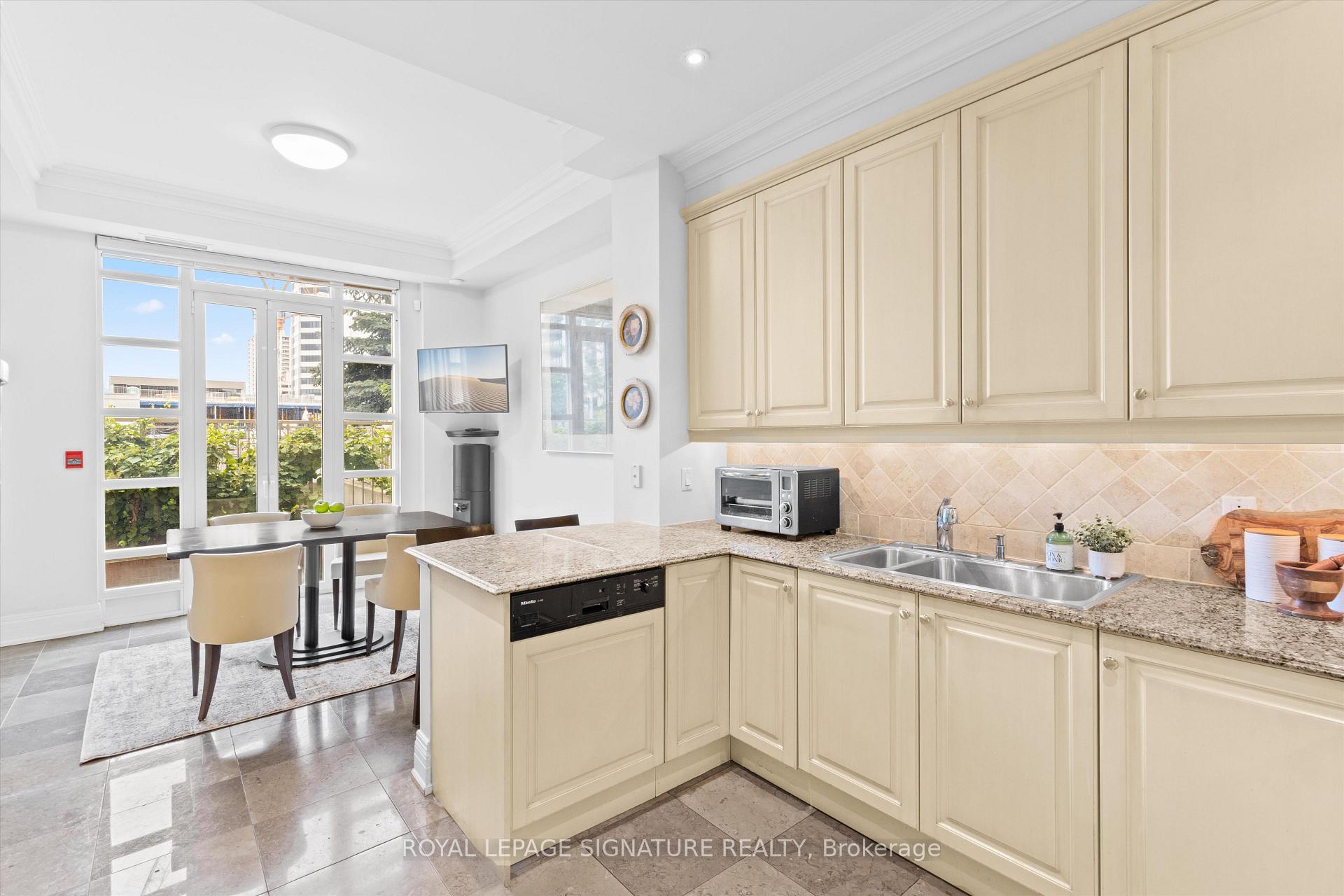 Photo 15 of Unit 108, 33 Delisle Avenue, Toronto, Yonge-St. Clair — HOMEH