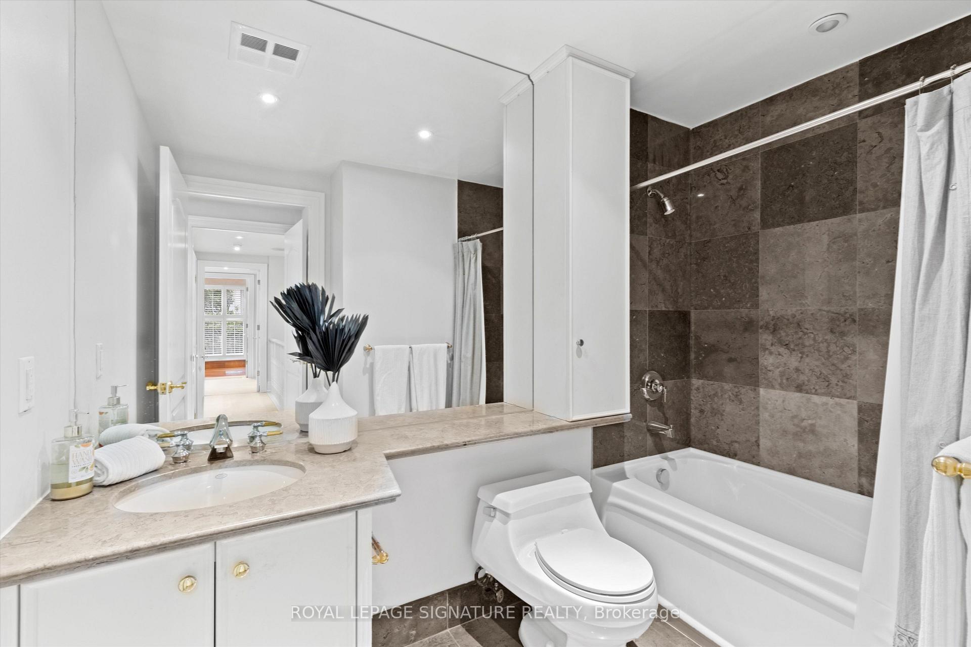 Photo 26 of Unit 108, 33 Delisle Avenue, Toronto, Yonge-St. Clair — HOMEH