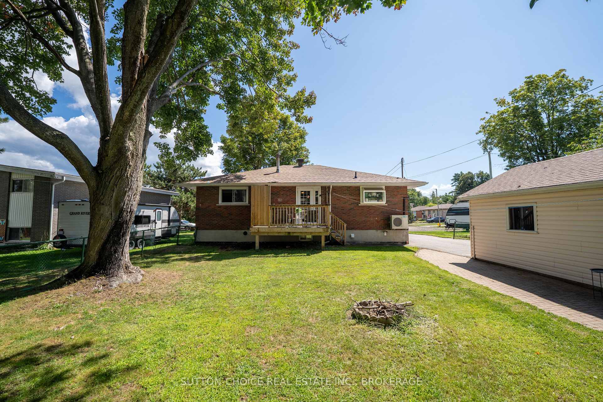 Photo 26 of 11 Milford Crescent, North Bay, Ferris — HOMEH