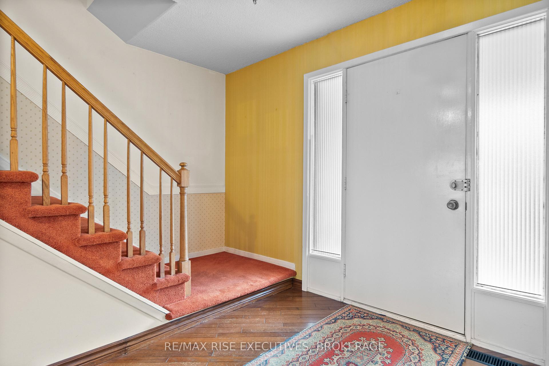 Photo 4 of 899 Safari Drive, Kingston, North of Taylor-Kidd Blvd — HOMEH