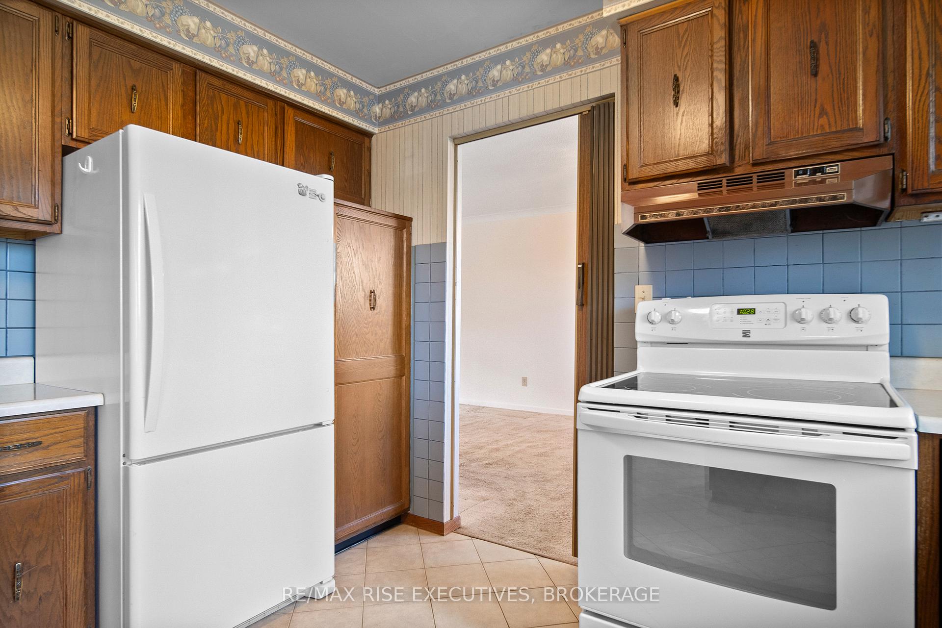 Photo 13 of 899 Safari Drive, Kingston, North of Taylor-Kidd Blvd — HOMEH