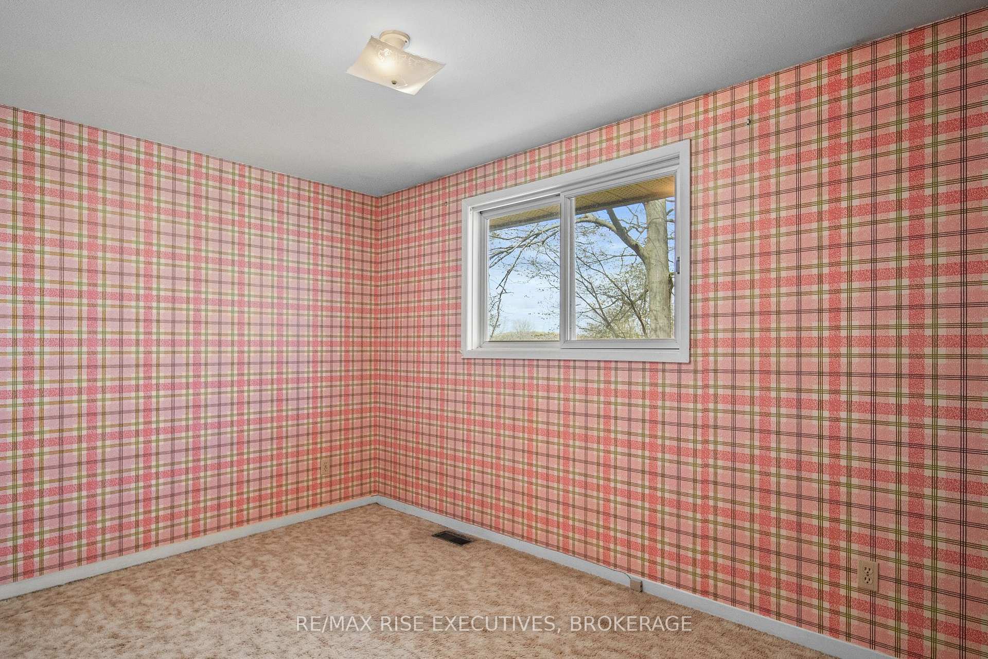 Photo 29 of 899 Safari Drive, Kingston, North of Taylor-Kidd Blvd — HOMEH