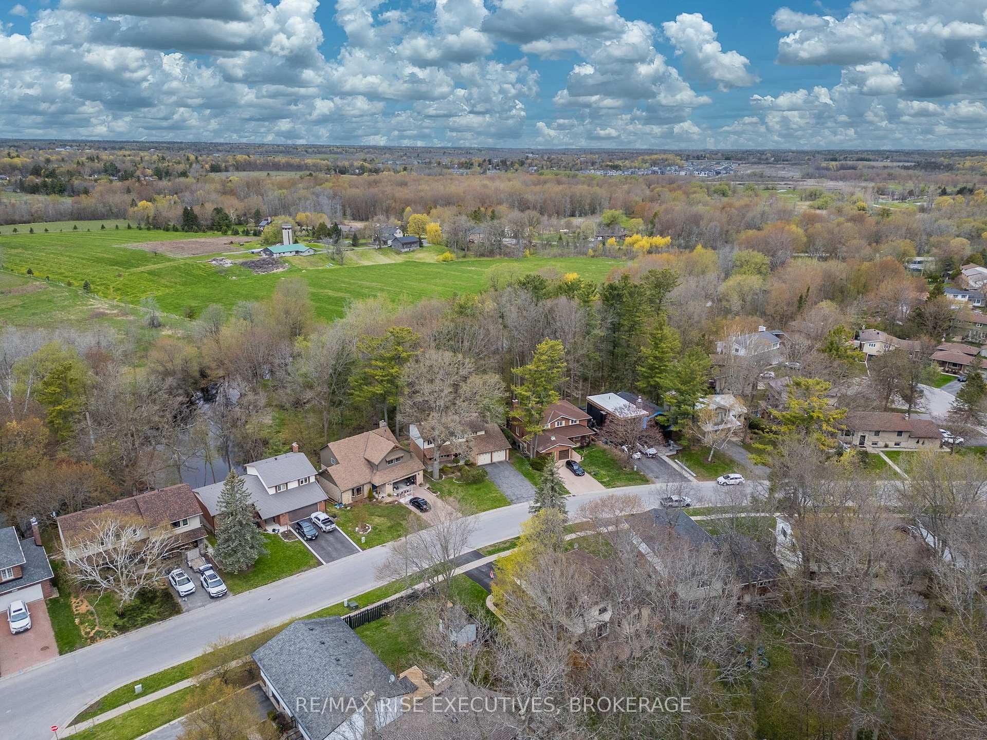 Photo 46 of 899 Safari Drive, Kingston, North of Taylor-Kidd Blvd — HOMEH