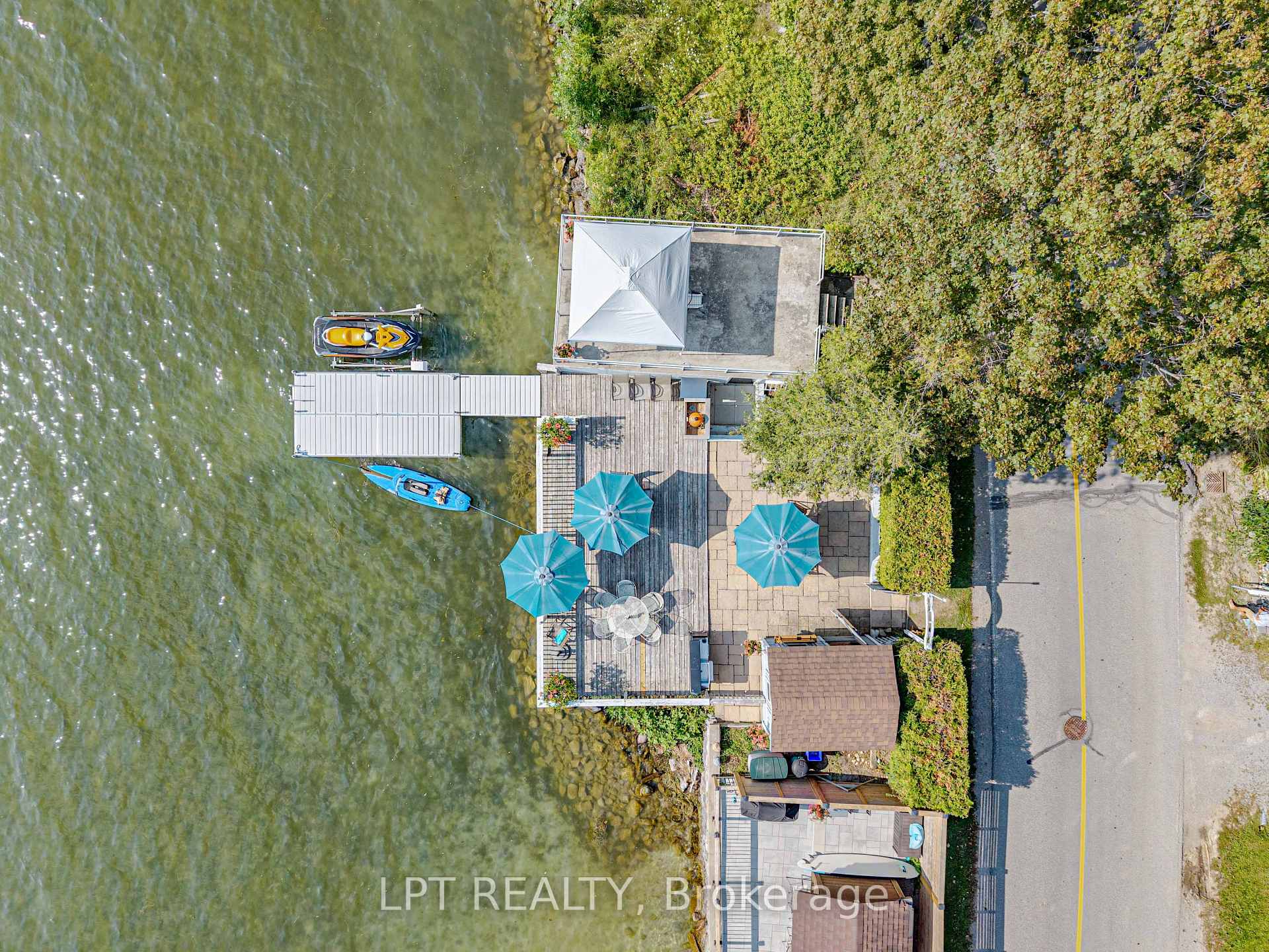 Photo 3 of 357 Lake Drive N, Georgina, Historic Lakeshore Communities — HOMEH