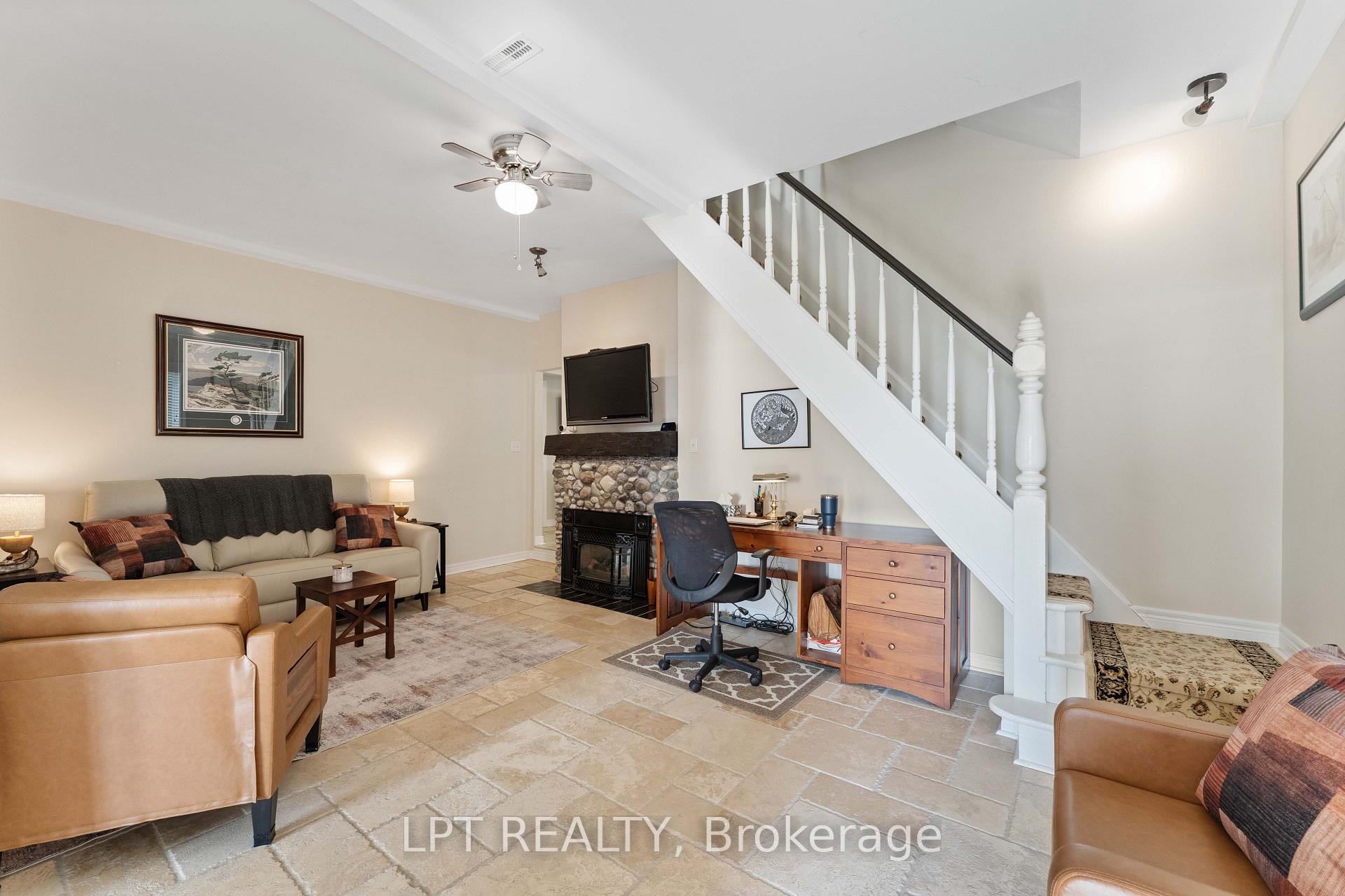 Photo 13 of 357 Lake Drive N, Georgina, Historic Lakeshore Communities — HOMEH