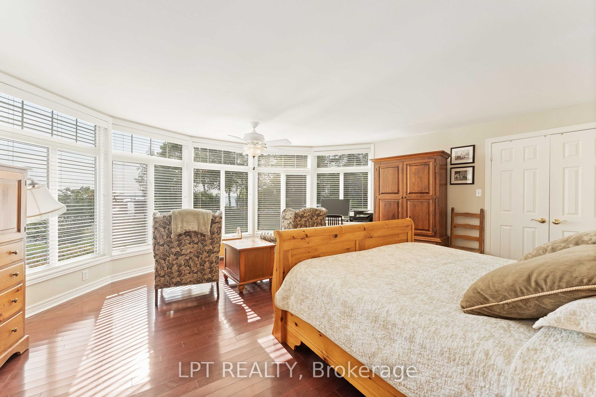 Photo 21 of 357 Lake Drive N, Georgina, Historic Lakeshore Communities — HOMEH