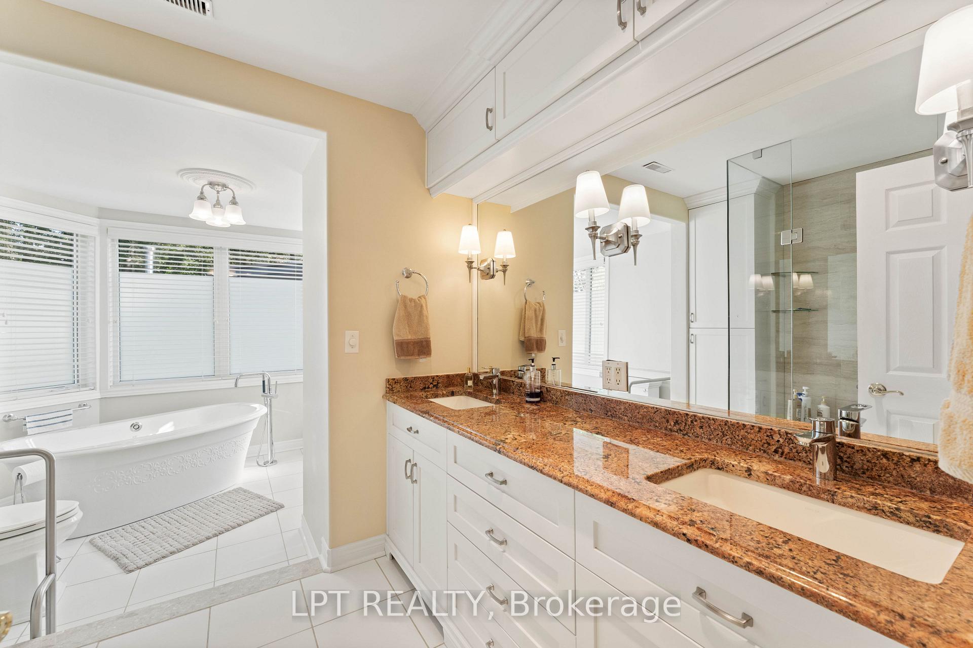 Photo 25 of 357 Lake Drive N, Georgina, Historic Lakeshore Communities — HOMEH
