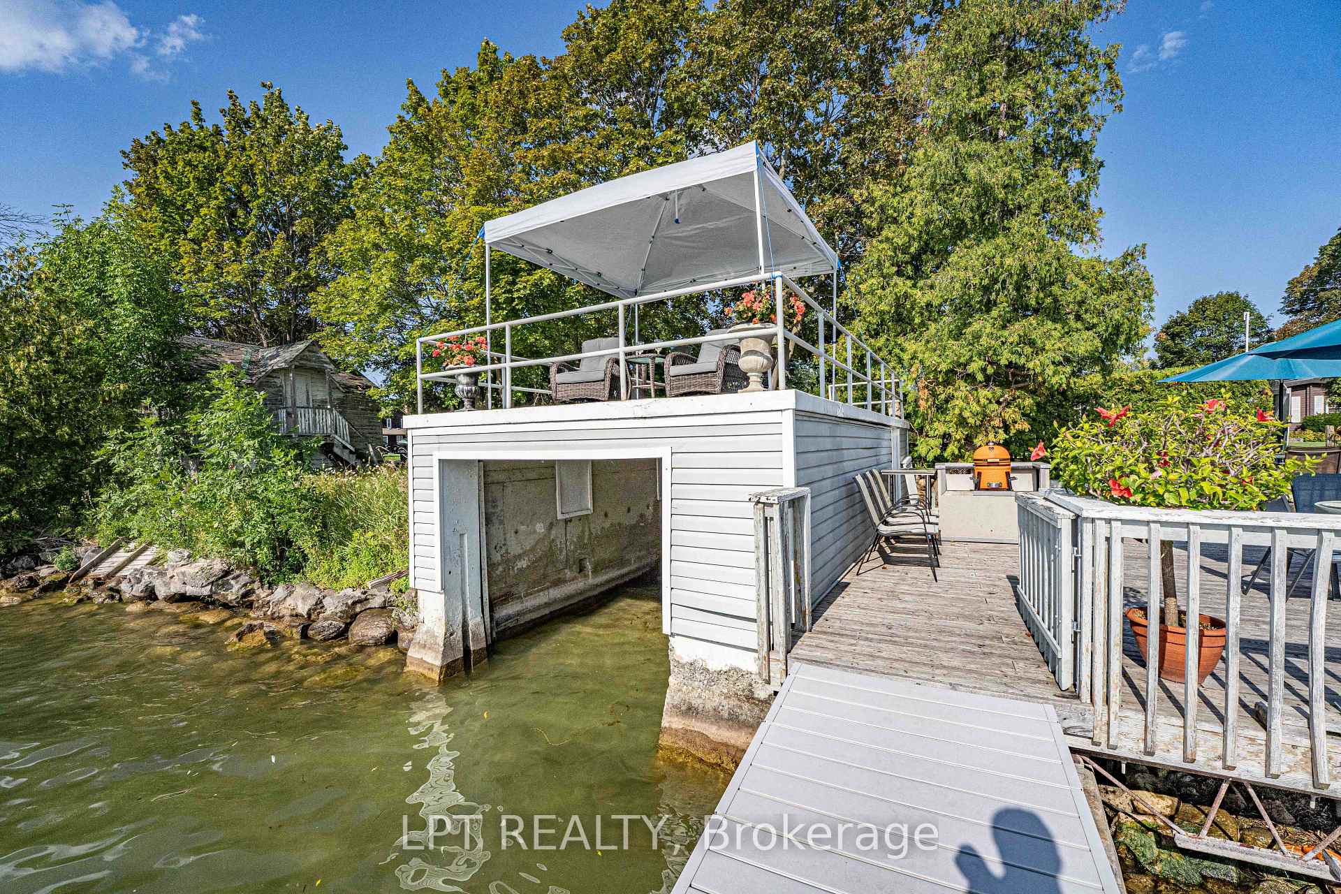 Photo 44 of 357 Lake Drive N, Georgina, Historic Lakeshore Communities — HOMEH