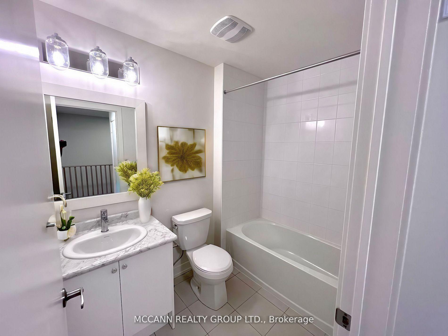 Photo 10 of Unit 4, 110 Grew Boulevard, Georgina, Sutton & Jackson's Point — HOMEH