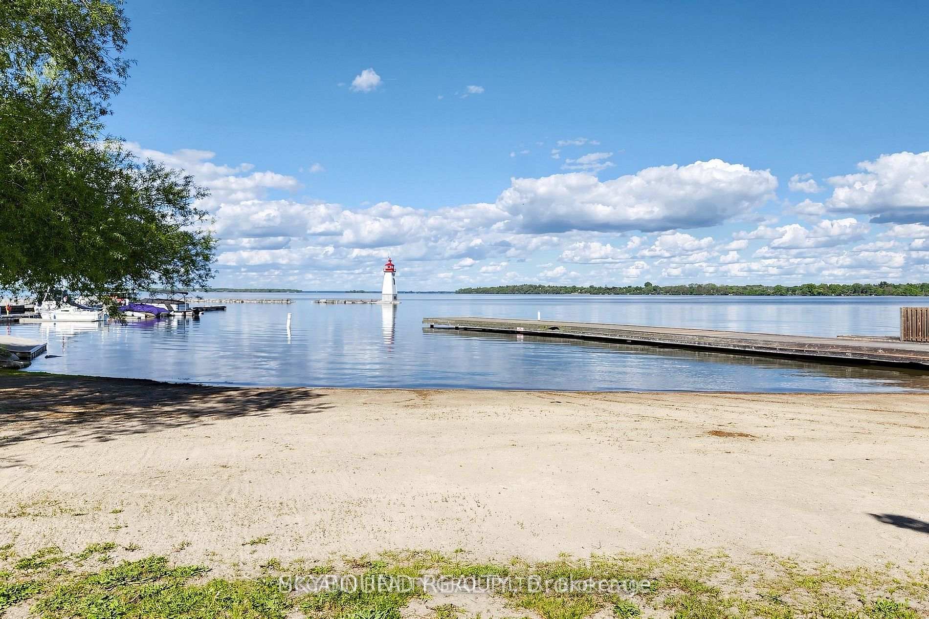 Photo 16 of Unit 4, 110 Grew Boulevard, Georgina, Sutton & Jackson's Point — HOMEH