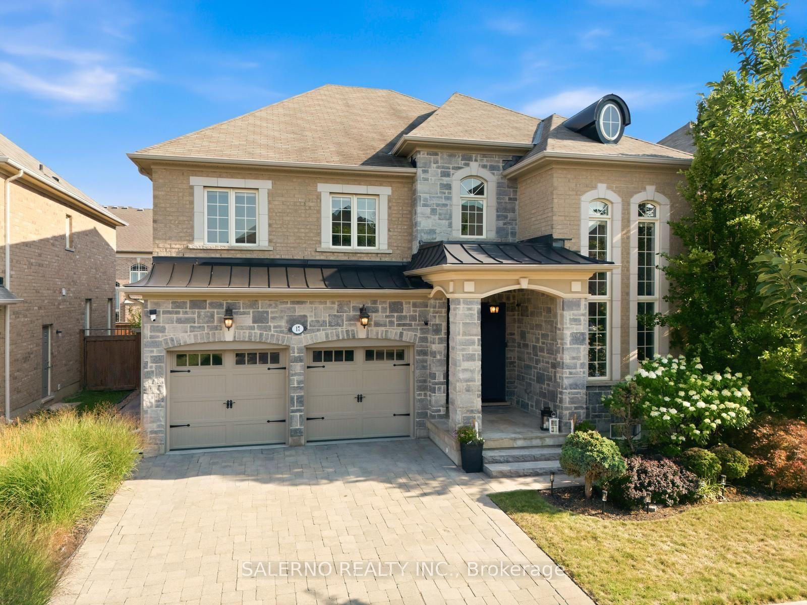 Photo 3 of 17 Balderson Drive, Vaughan, Kleinburg — HOMEH
