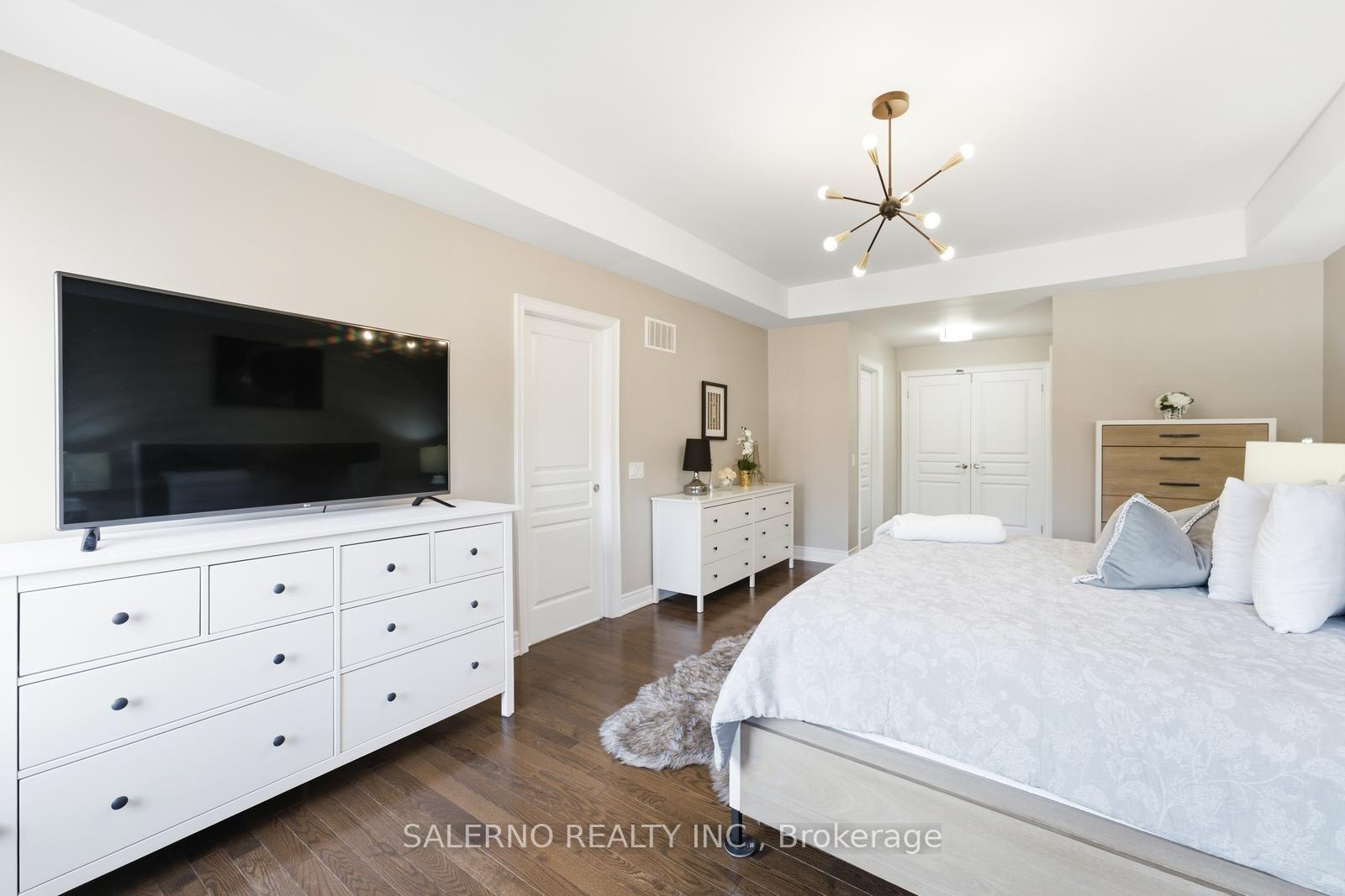 Photo 29 of 17 Balderson Drive, Vaughan, Kleinburg — HOMEH