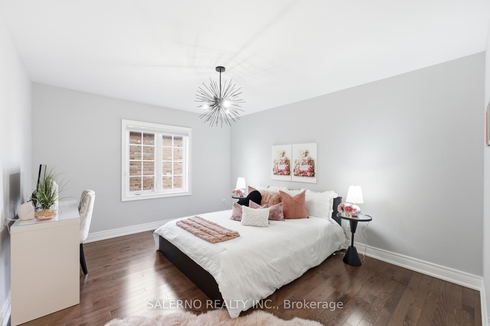 Photo 36 of 17 Balderson Drive, Vaughan, Kleinburg — HOMEH