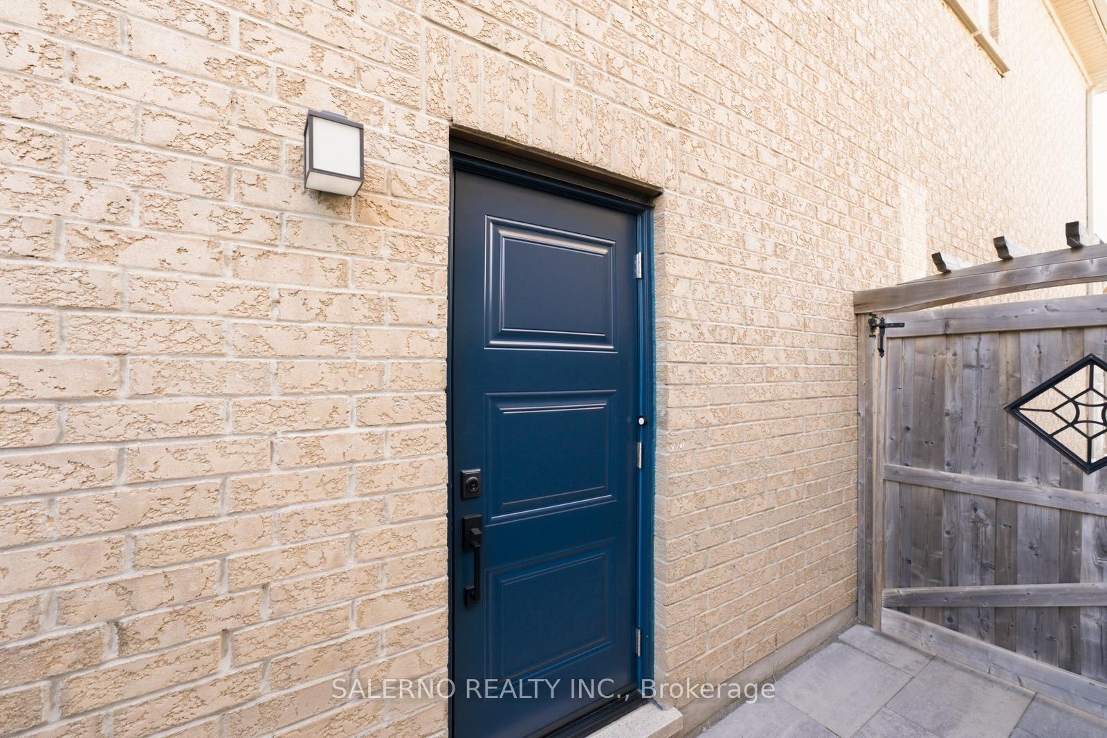 Photo 42 of 17 Balderson Drive, Vaughan, Kleinburg — HOMEH