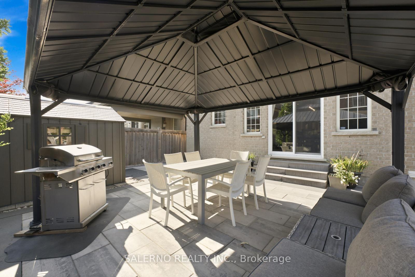 Photo 44 of 17 Balderson Drive, Vaughan, Kleinburg — HOMEH