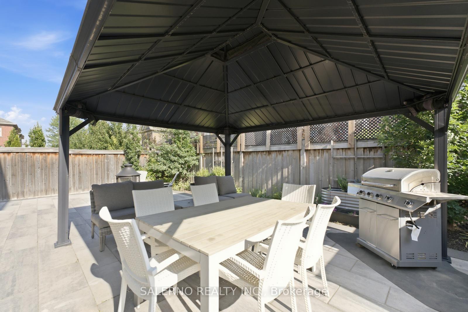 Photo 45 of 17 Balderson Drive, Vaughan, Kleinburg — HOMEH