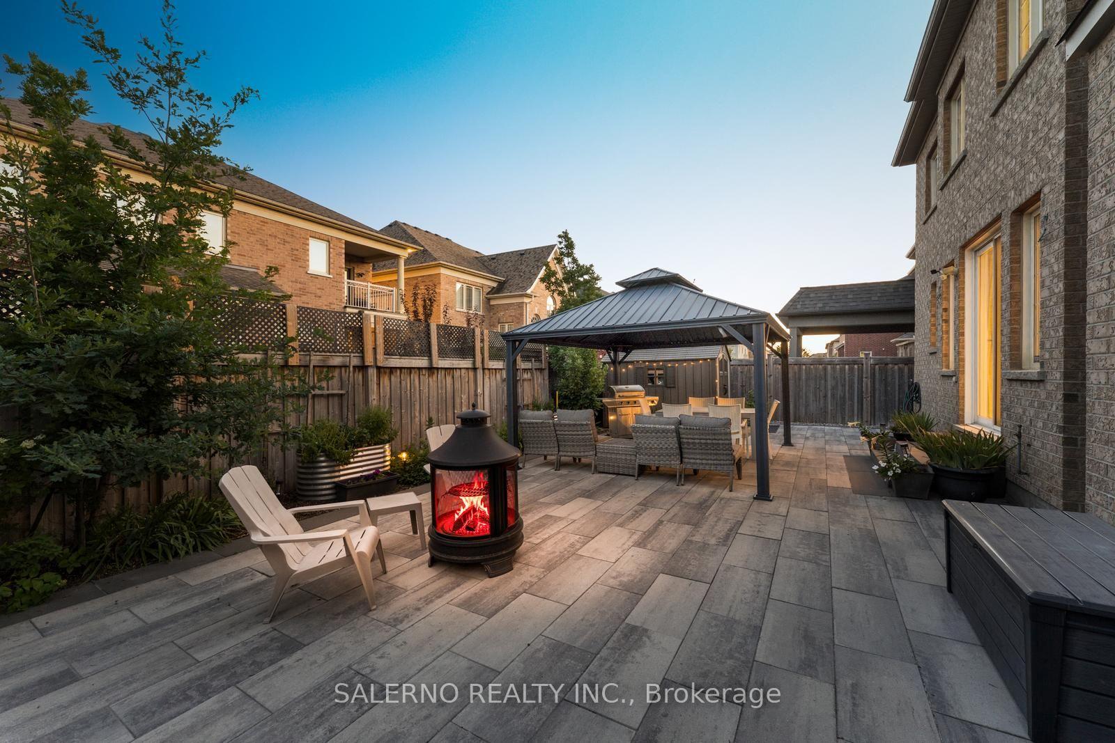 Photo 46 of 17 Balderson Drive, Vaughan, Kleinburg — HOMEH