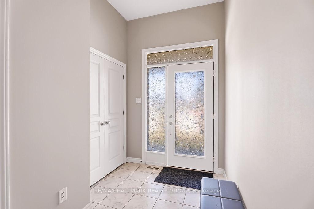 Photo 5 of 254 Dolce Crescent, Ottawa, Riverside South/Gloucester Glen — HOMEH