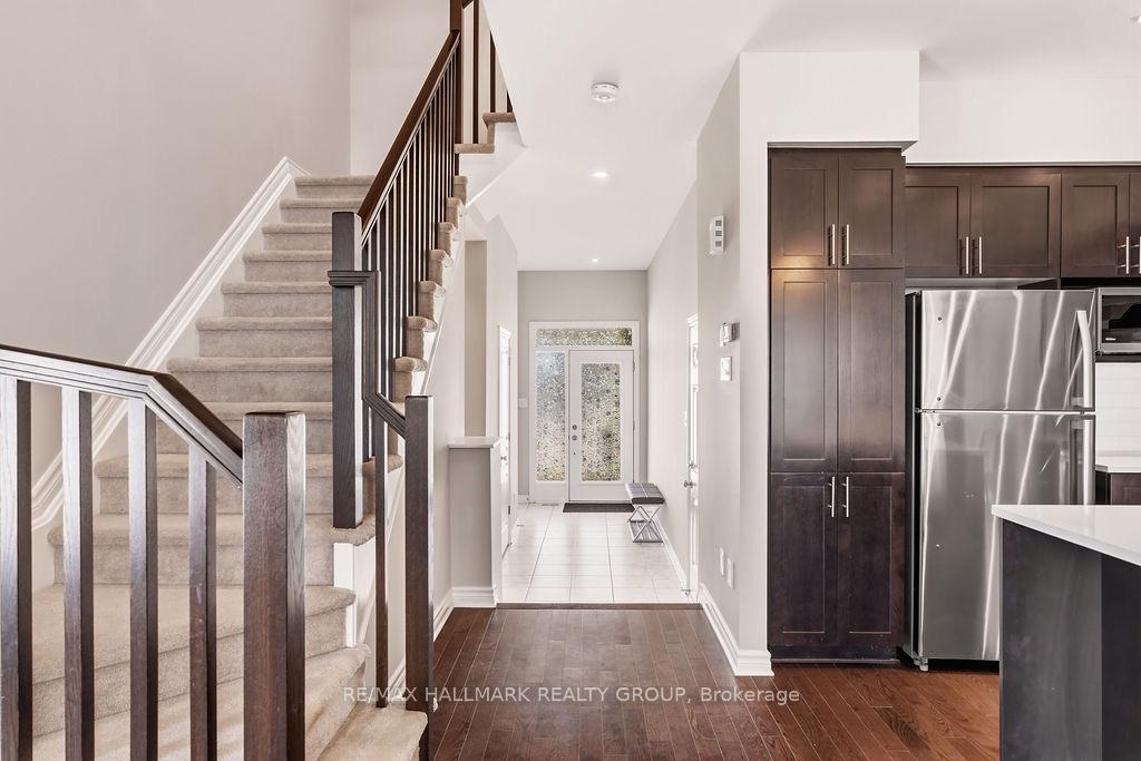Photo 8 of 254 Dolce Crescent, Ottawa, Riverside South/Gloucester Glen — HOMEH