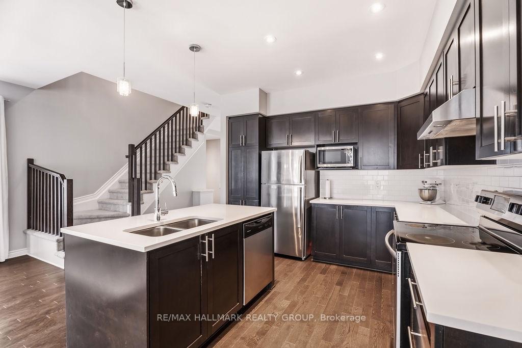 Photo 11 of 254 Dolce Crescent, Ottawa, Riverside South/Gloucester Glen — HOMEH