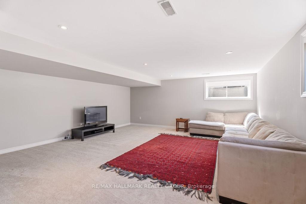 Photo 42 of 254 Dolce Crescent, Ottawa, Riverside South/Gloucester Glen — HOMEH