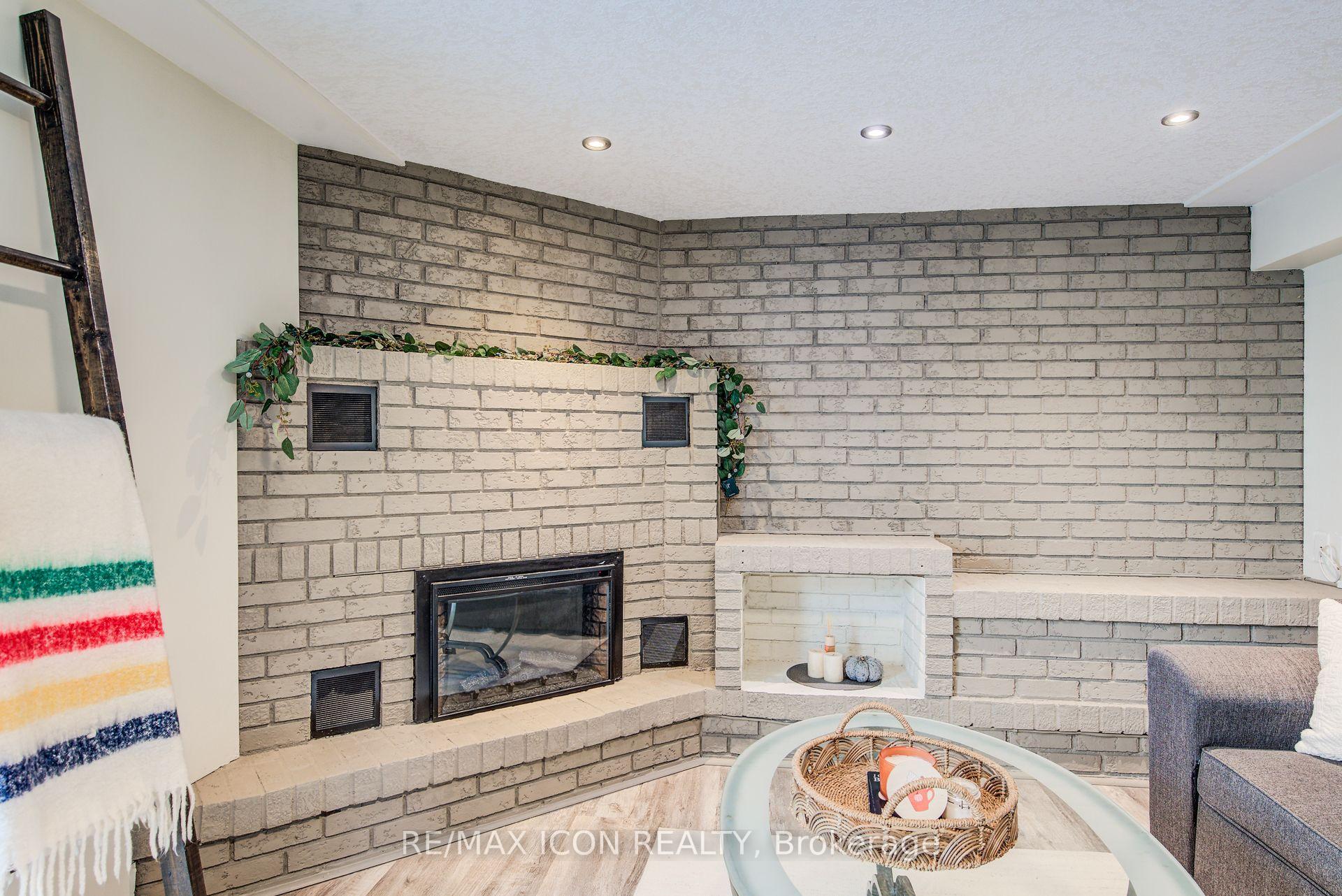 Photo 32 of 88 Pinedale Drive, Kitchener, Laurentian Hills/Country Hills W — HOMEH