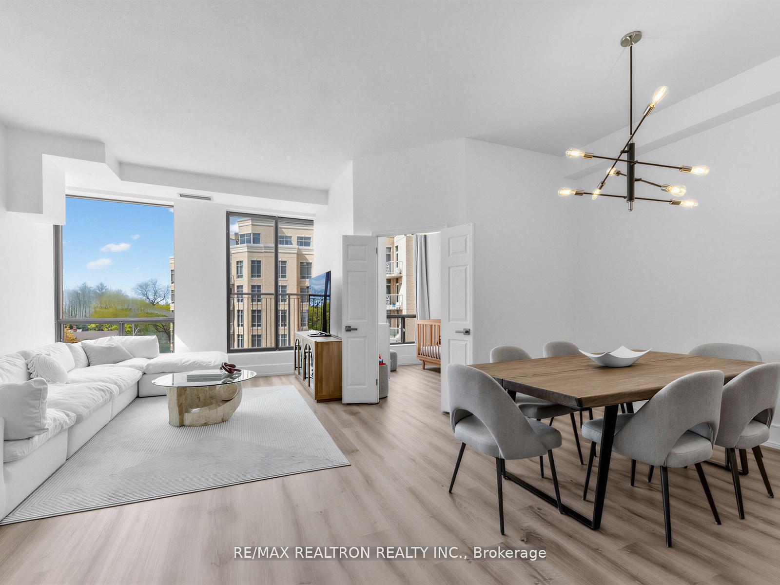 Photo of Unit 503, 500 Glencairn Avenue