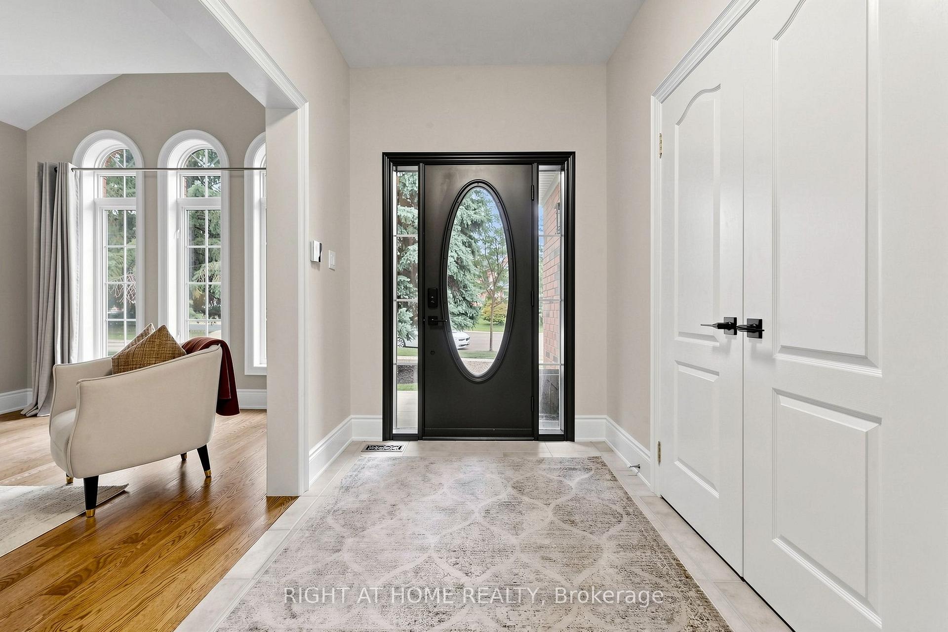 Photo 3 of 1019 Northern Prospect Crescent, Newmarket, Stonehaven-Wyndham — HOMEH