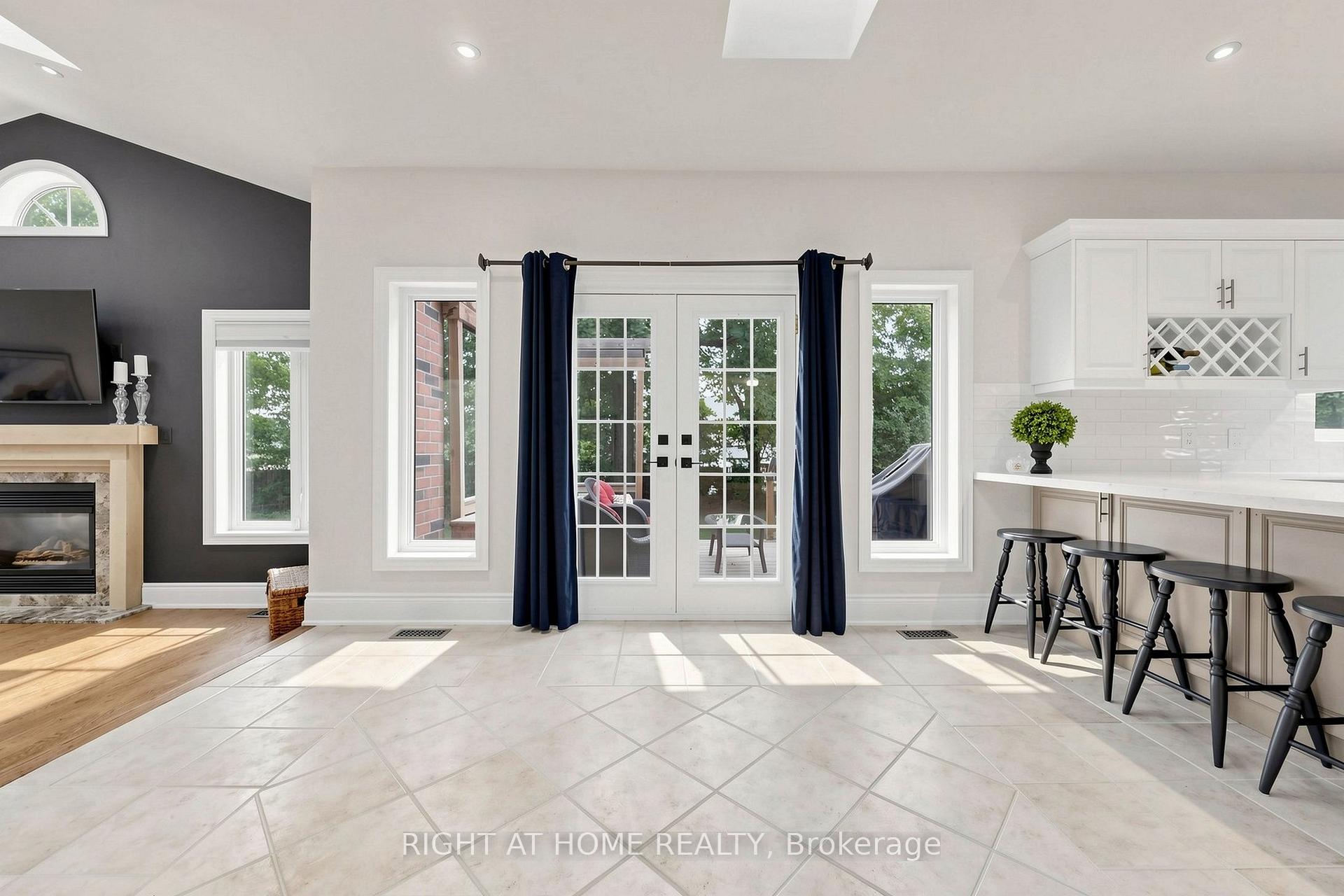 Photo 13 of 1019 Northern Prospect Crescent, Newmarket, Stonehaven-Wyndham — HOMEH