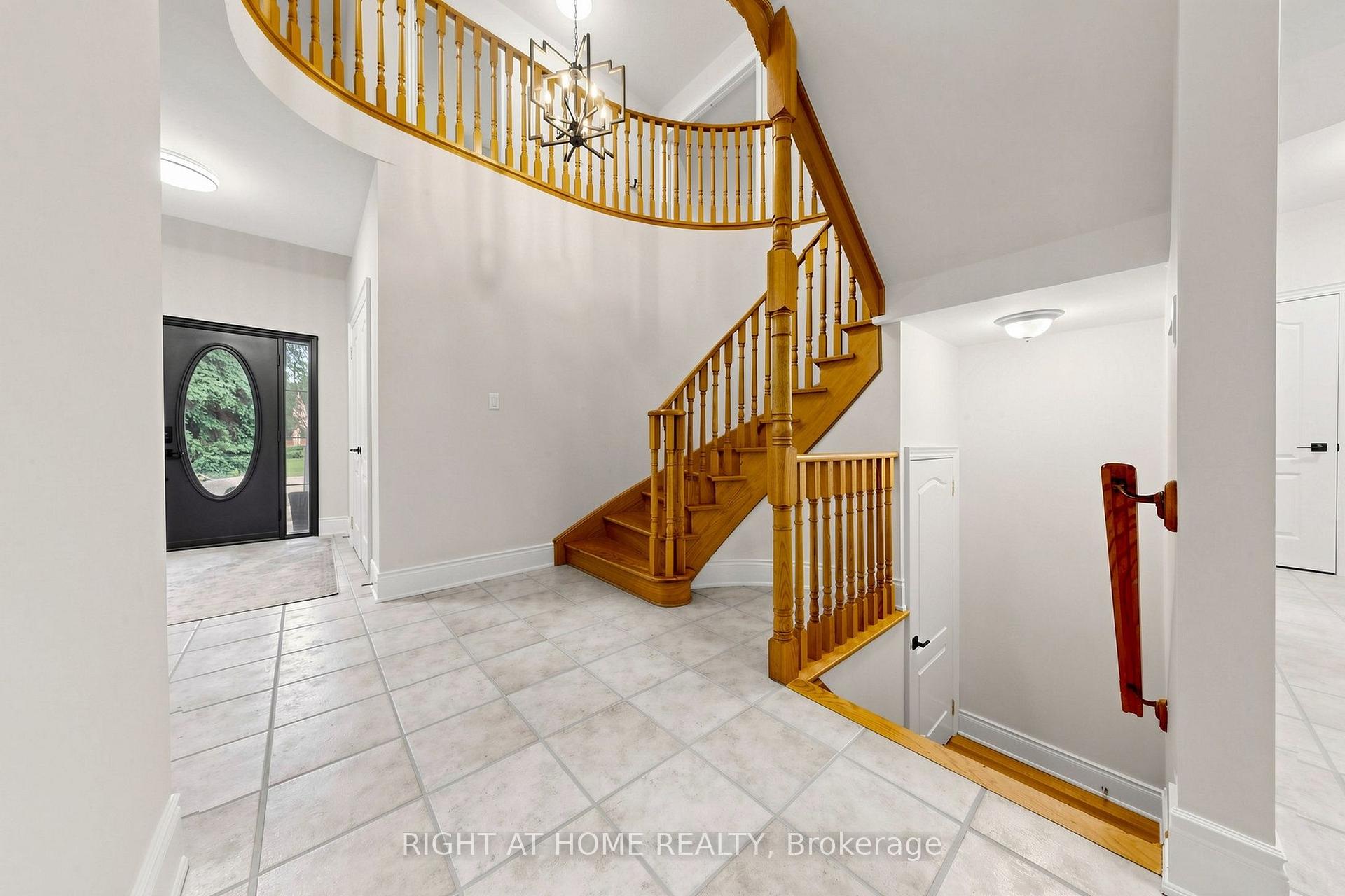 Photo 17 of 1019 Northern Prospect Crescent, Newmarket, Stonehaven-Wyndham — HOMEH