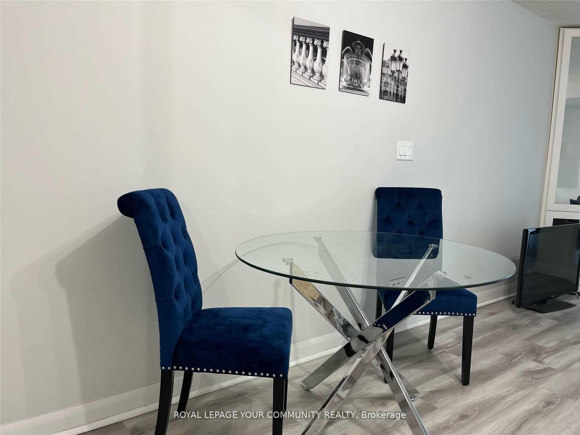 Photo 3 of Unit 609, 600 Fleet Street, Toronto, Niagara — HOMEH