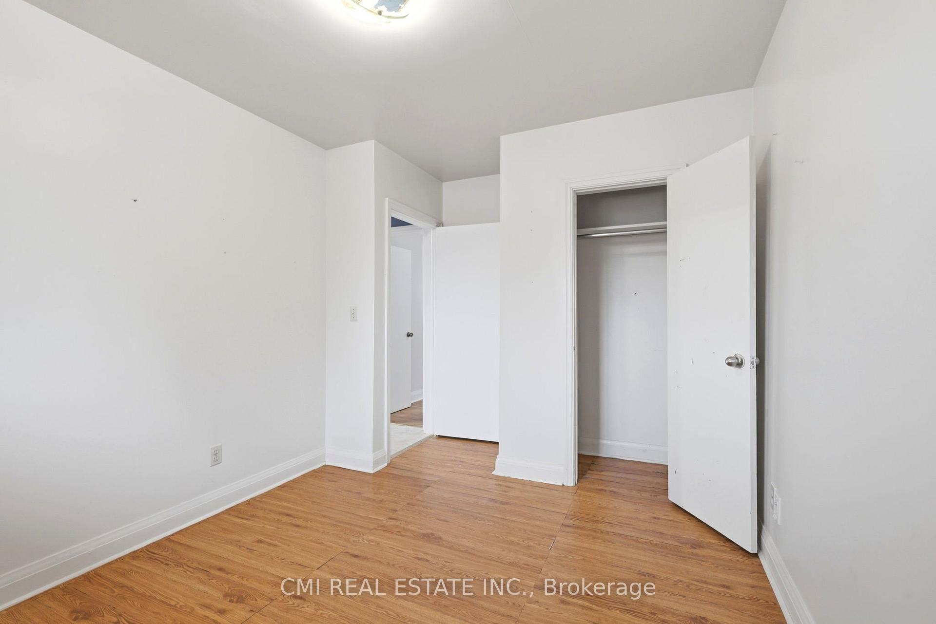 Photo 15 of 494 Annapolis Avenue, Oshawa, McLaughlin — HOMEH