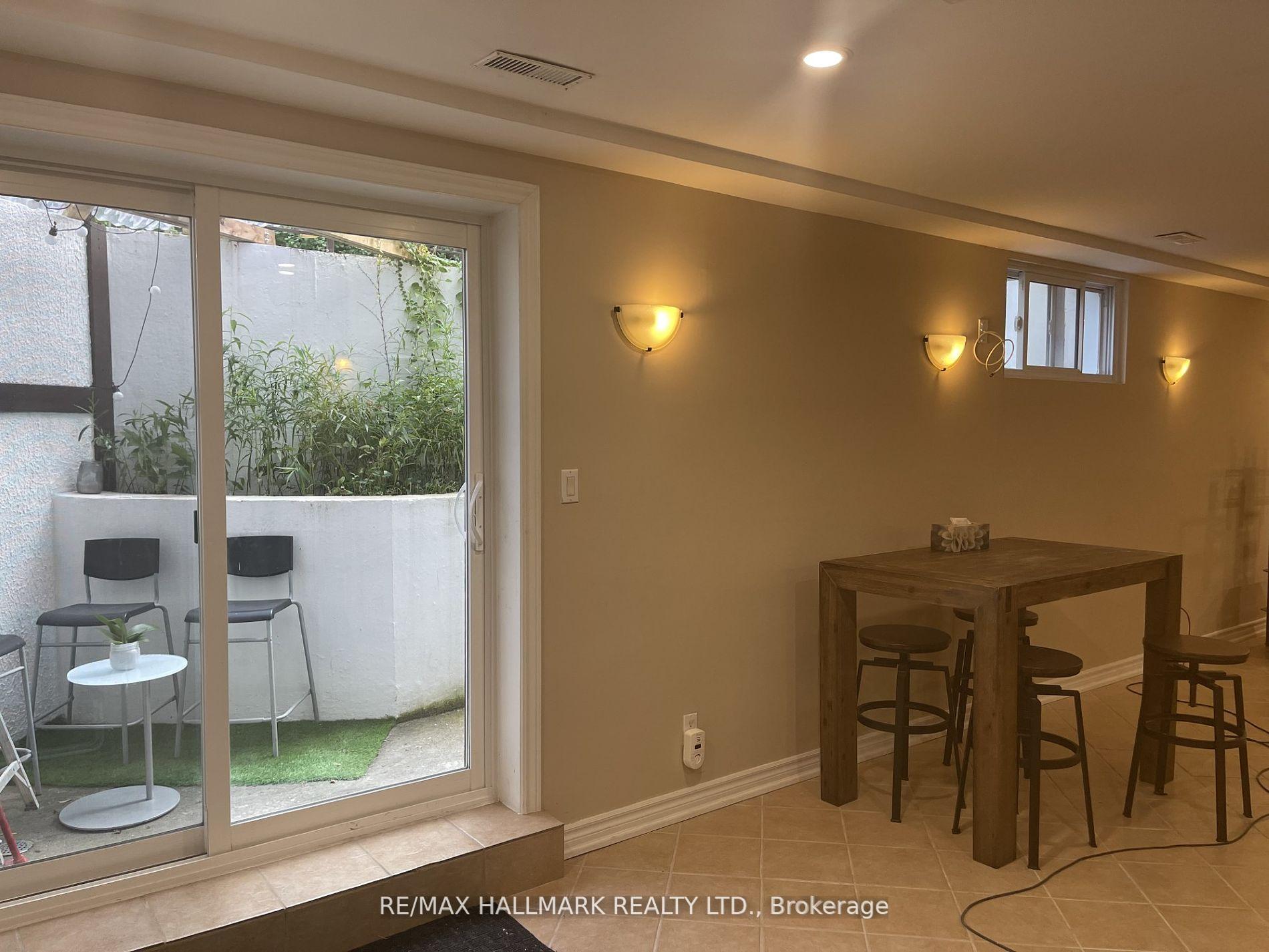 Photo 5 of 7 Nevada Avenue, North York, Newtonbrook East — HOMEH