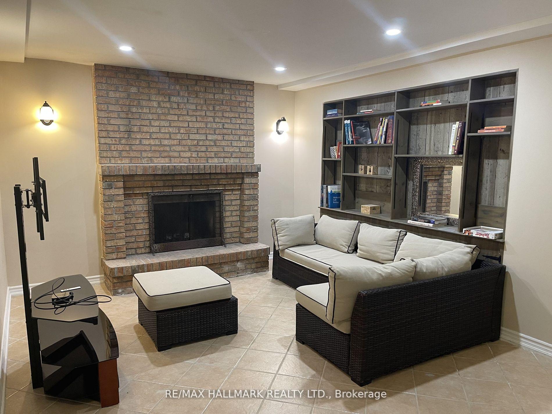 Photo 8 of 7 Nevada Avenue, North York, Newtonbrook East — HOMEH